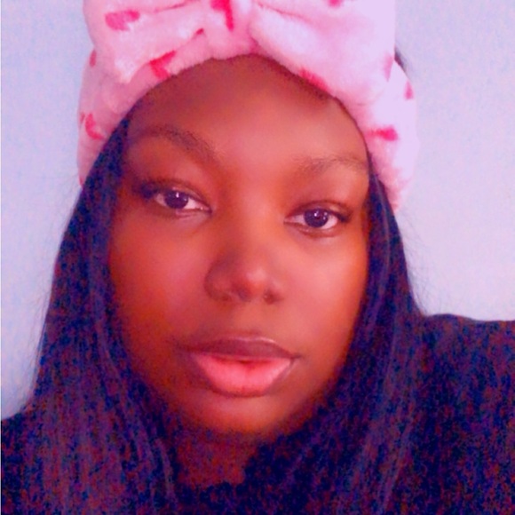 Meet your Posher, Keyanni - Picture 2 of 2